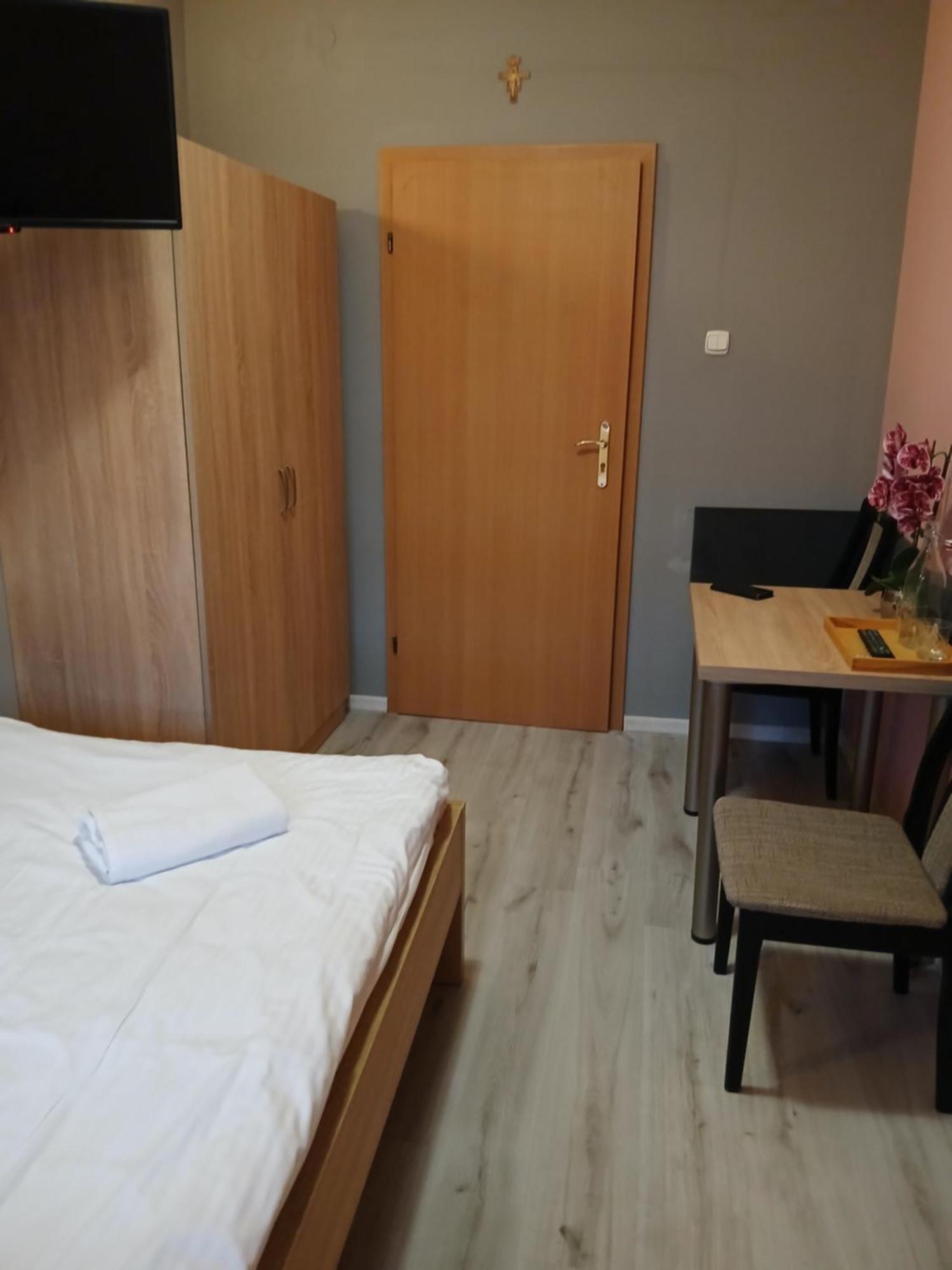 Dom Brama Mazur Bed & Breakfast Ostróda Exterior foto