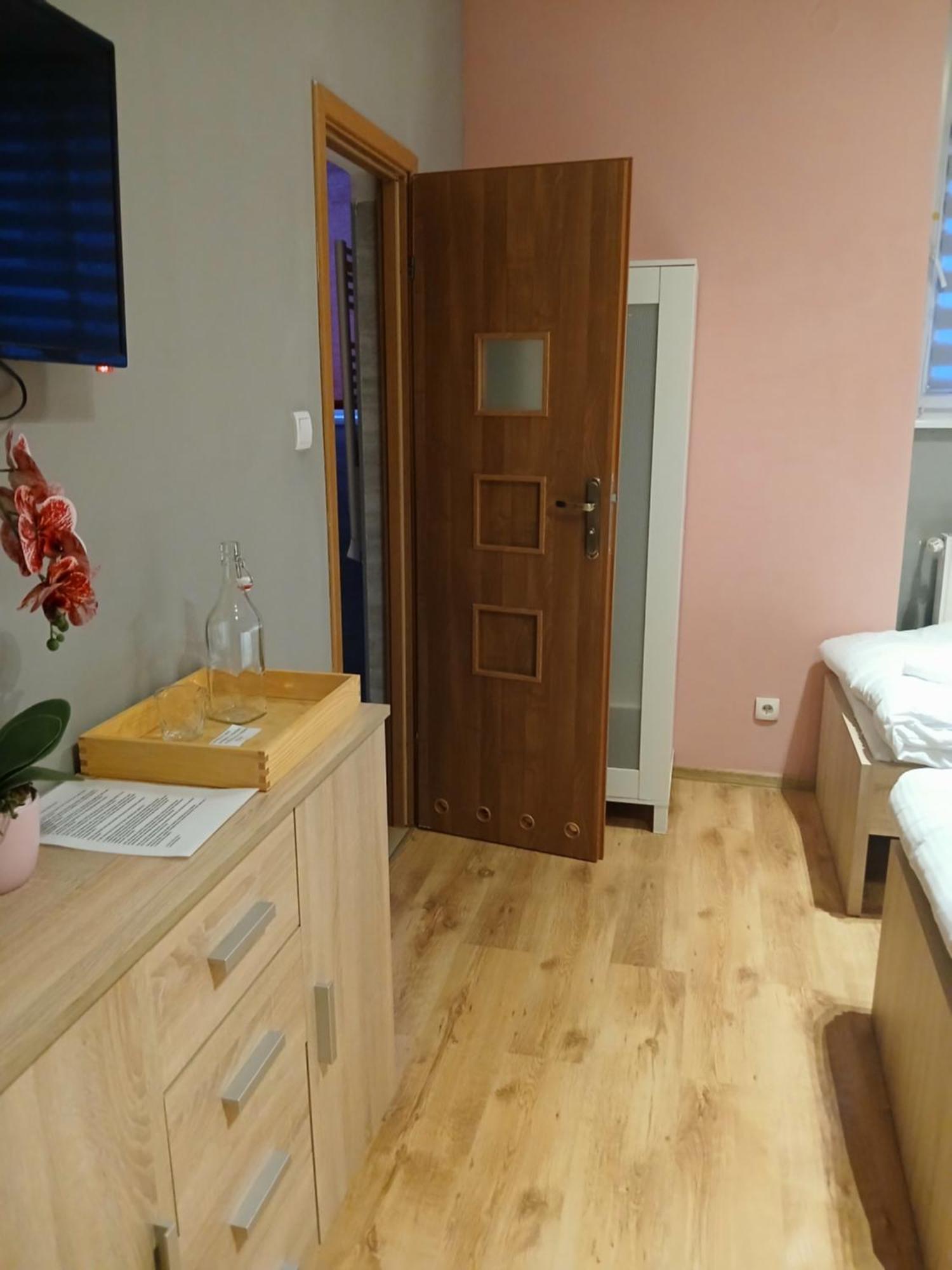 Dom Brama Mazur Bed & Breakfast Ostróda Exterior foto