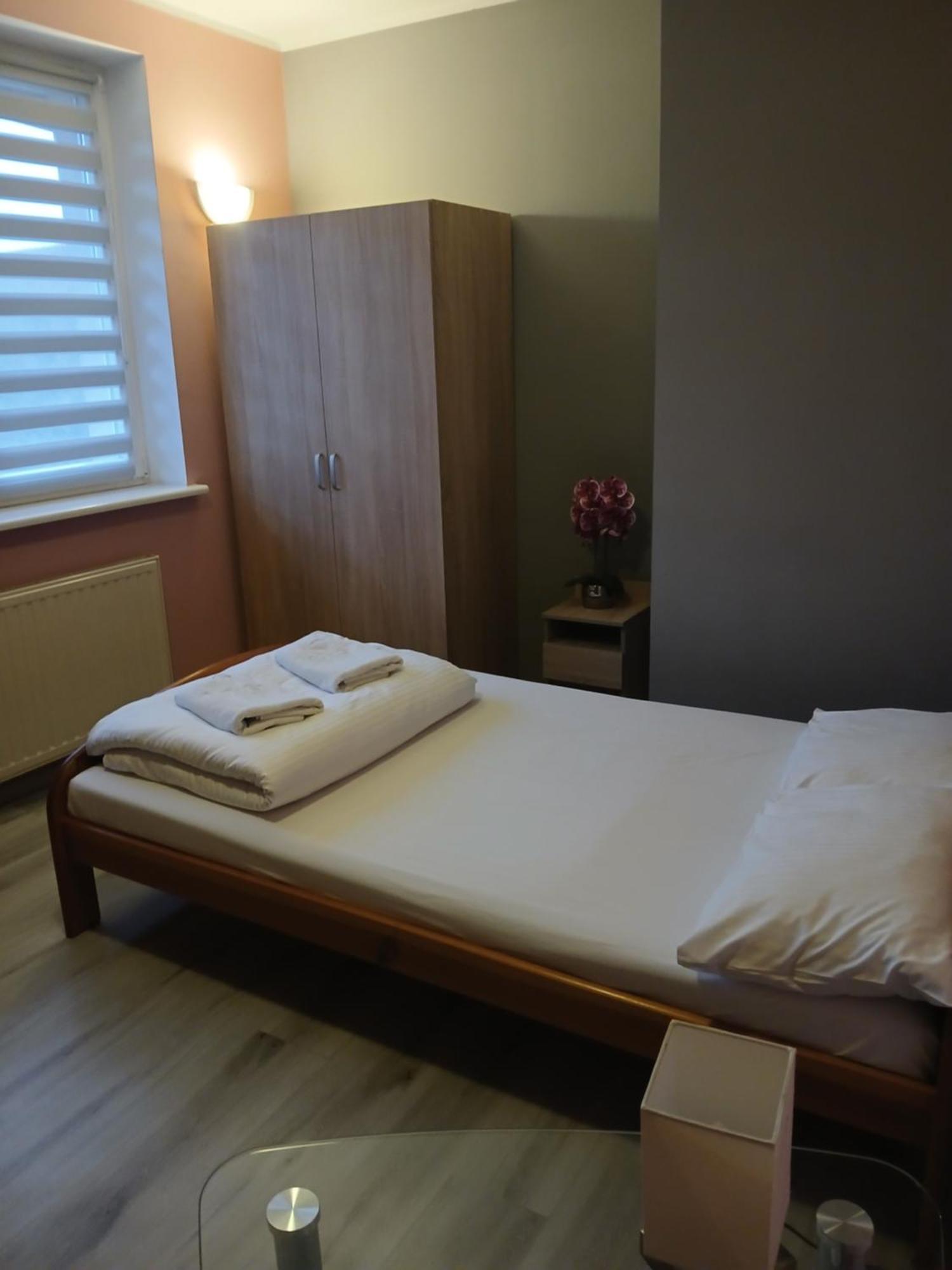 Dom Brama Mazur Bed & Breakfast Ostróda Exterior foto